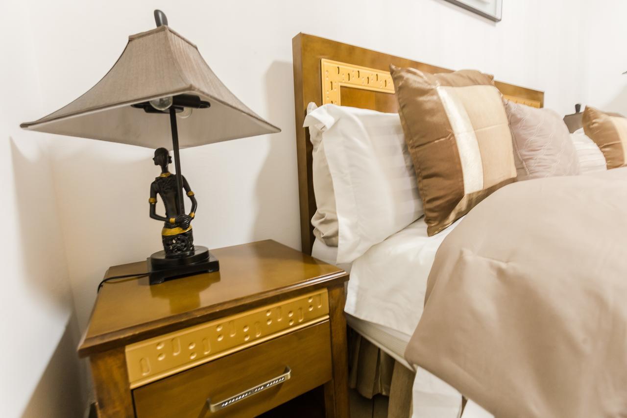 Residence Hoteliere Le Jomonia Либревил Екстериор снимка